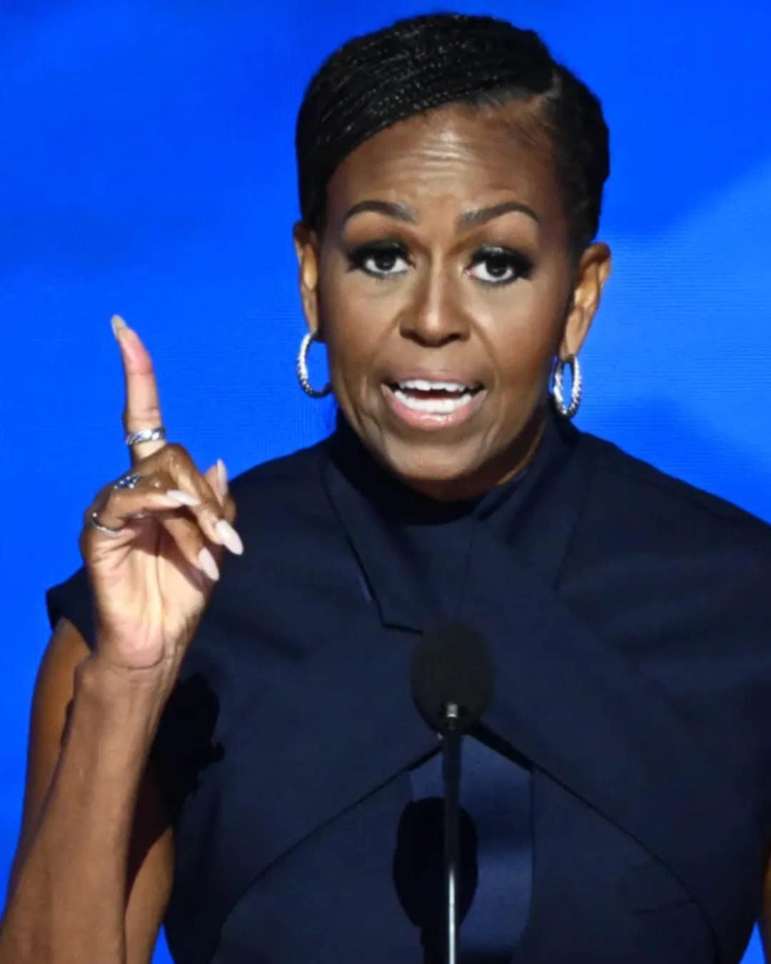 HT6. Michelle Obama breaks silence on Barack divorce rumors