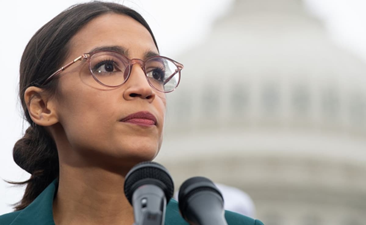 HT6. Legal Concerns Raised Over AOC’s Advice to Undocumented Immigrants –