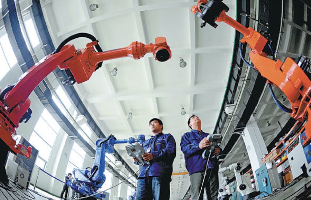 HT6. The world is upside down! China begins to create robots for… See more