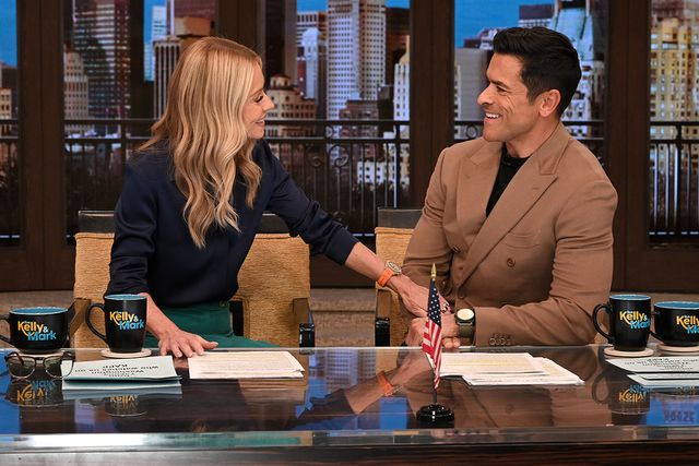HT6. LIVE SH0CKER – Kelly Ripa Breaks Down As Mark Consuelos Reveals He’s St3pping Away for 6 Months…