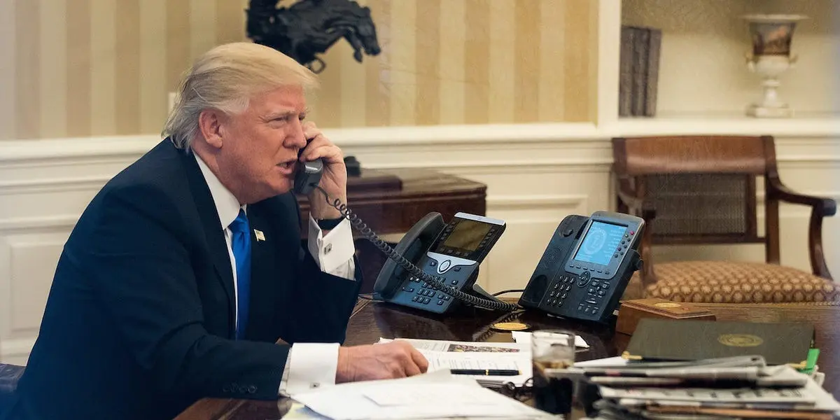HT6. 30 Minutes Ago At The White House Emergency Unit. Russian Government Accused as President Donald Trump Is…