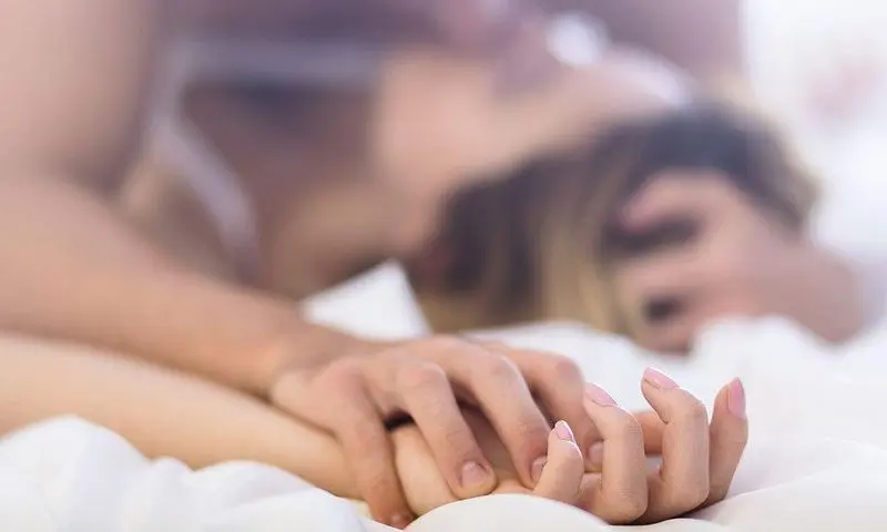 HT6. 8 Steps to make a woman c*me in less than a minute…