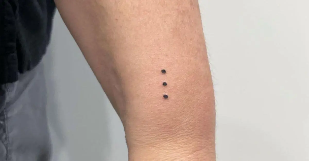 HT6. If you see someone with a three-dot tattoo, you might want to get out of there fast