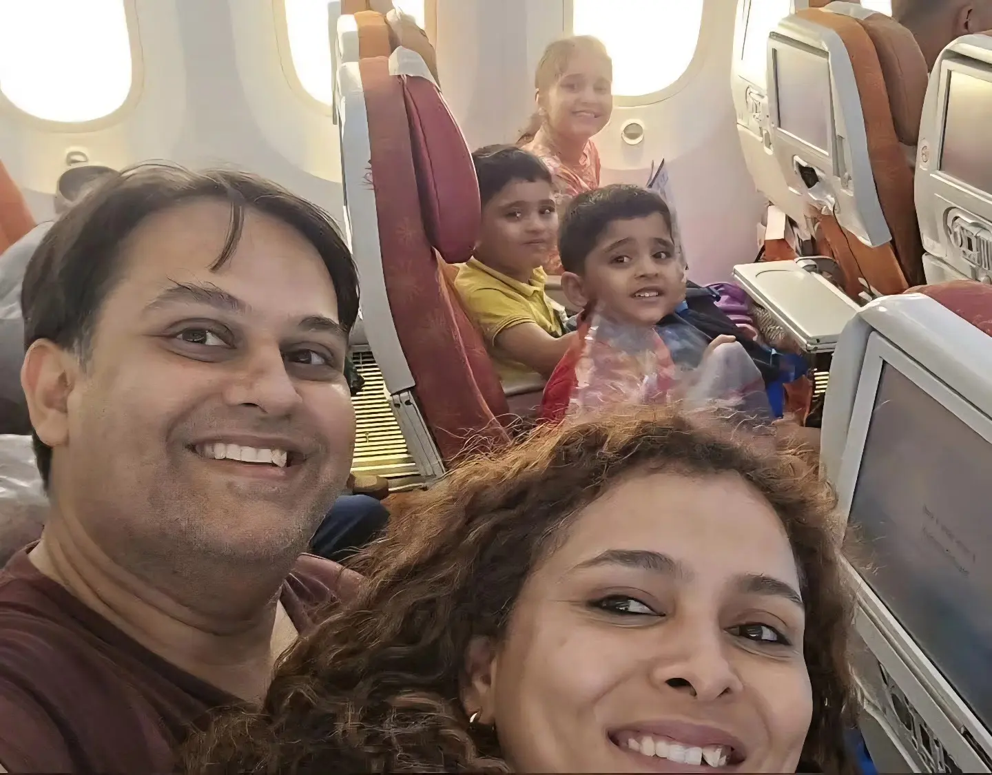 HT6. Passenger Jet Carrying 240 People Crashes After Take Off “Many People KILLED