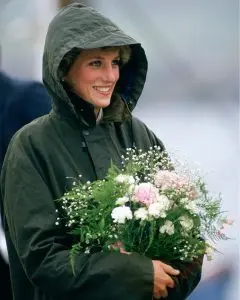HT6. Never-before-seen pictures of Princess Diana – she was a wonderful mother and role model