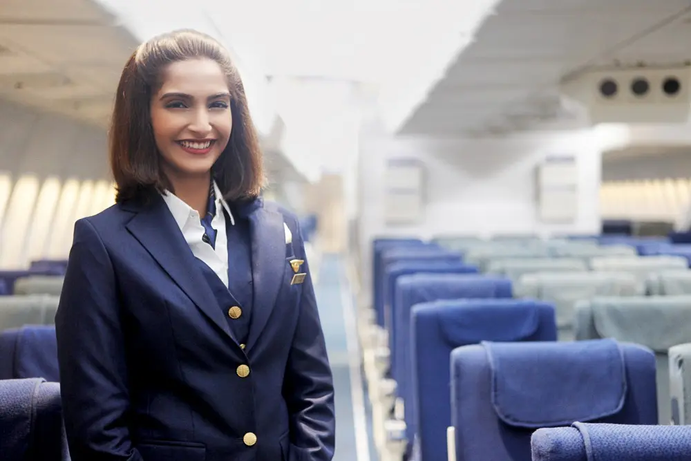 HT6. INCREDIBLE what happened on this airline:  The Flight Attendant Who Mad…